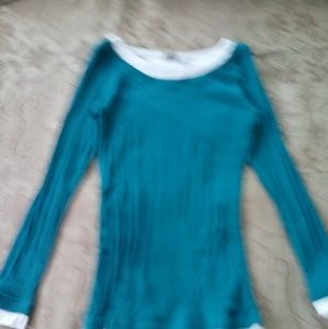 Young lady long sleeve top